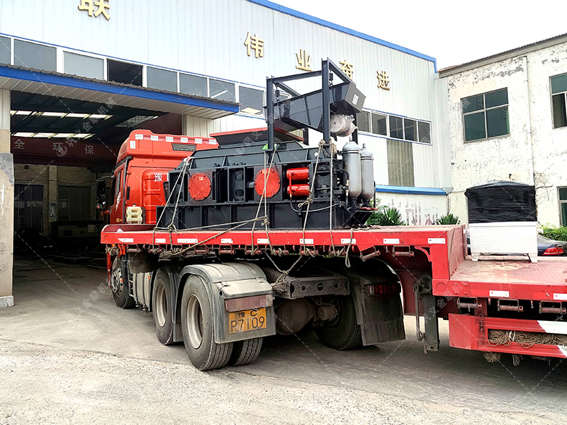 硅礦石液壓對輥制砂機破碎石料可調(diào)節(jié)嗎？