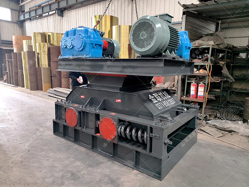 600X900焦炭齒輥式破碎機(jī)時產(chǎn)量多少？多少錢一臺？