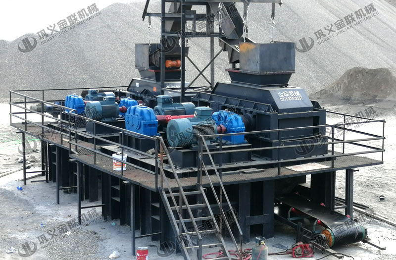 鵝卵石破碎機(jī)